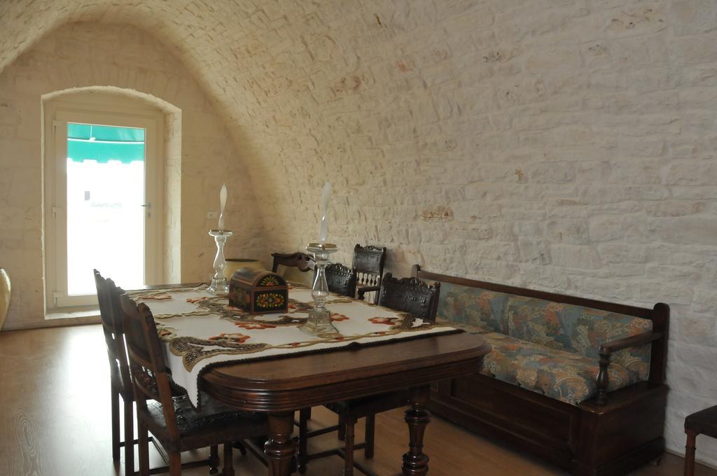Bed and Breakfast Palazzo Agrusti - Residenza D'Epoca Альберобелло Экстерьер фото