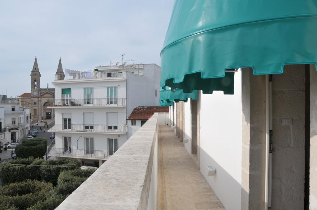 Bed and Breakfast Palazzo Agrusti - Residenza D'Epoca Альберобелло Экстерьер фото